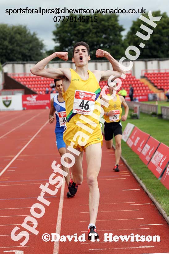 Senior boys 3000 metres, English Schools Track and Field. Photo: David T. Hewitson/Sports for All Pics